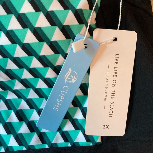 Cupshe Geometric Print Halter One Piece Swimsuit - NWT - Picture 4 of 5